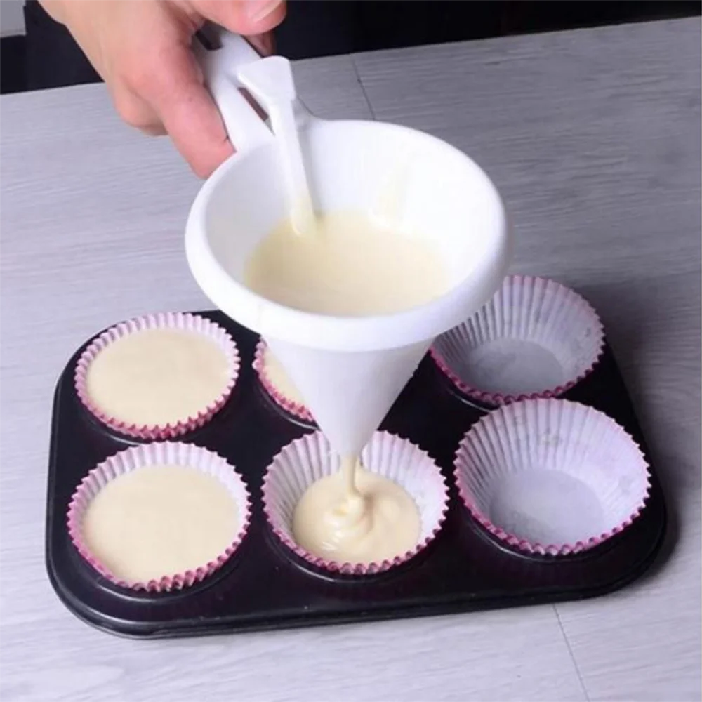 Handheld Batter & Cream Dispenser Funnel