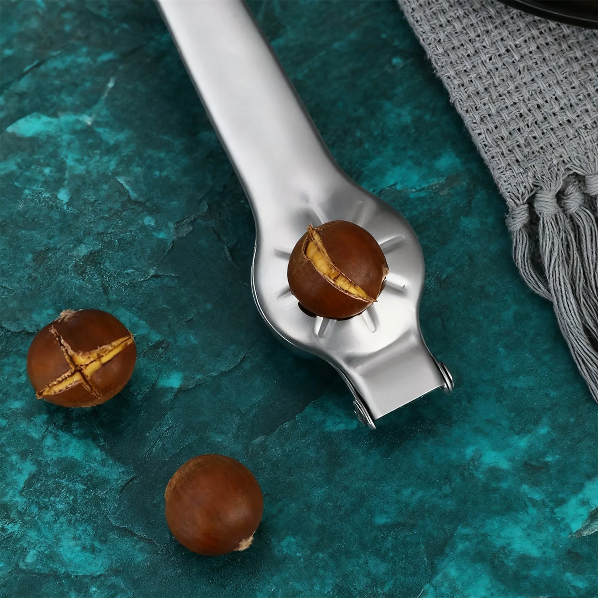 Stainless Steel Chestnut Cutter and Nutcracker