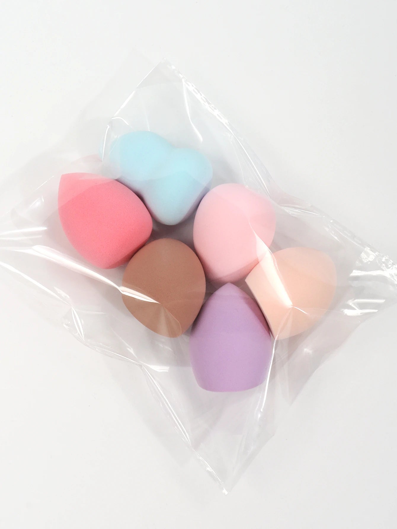 Medium Size Beauty Sponge 6/12/24/36/60 Pieces, Random Color and Shape, Foundation Mixing Beauty Sponge, Liquid, Cream and Powde 