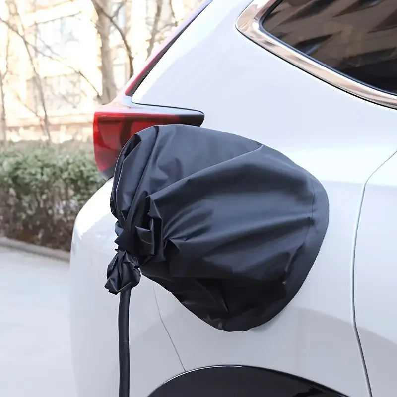 Magnetický kryt nabíjacieho portu elektromobilu