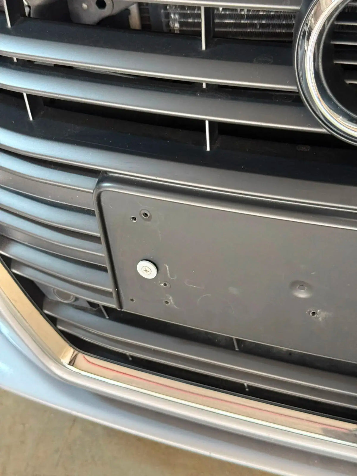 Universal Detachable License Plate Bracket Plastic Material Auto Exterior Accessory Quick Release For Fast Assembly&Disassembly