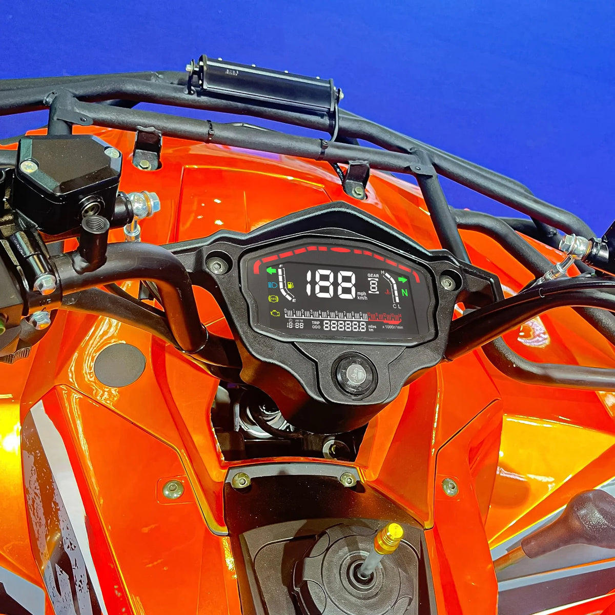 Opzioni di strumento digitale e staffa di montaggio per moto