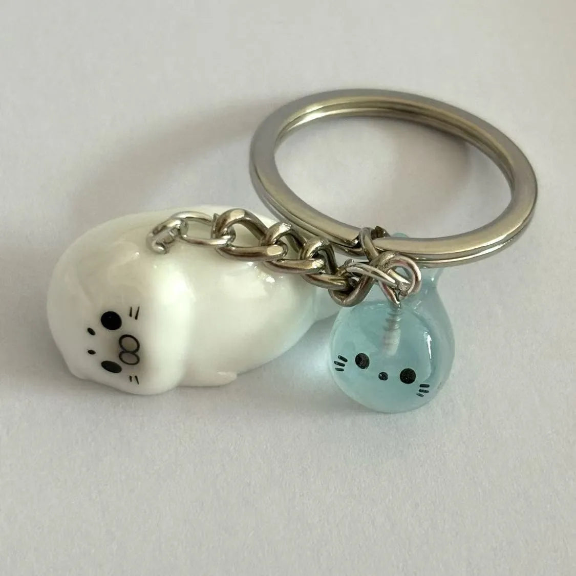 Kawaii mini 3D Tetemes fóka kulcstartó Puffos tengeri próba tengerimalac medál Pár barát hátizsák dísz születésnapi ajándék