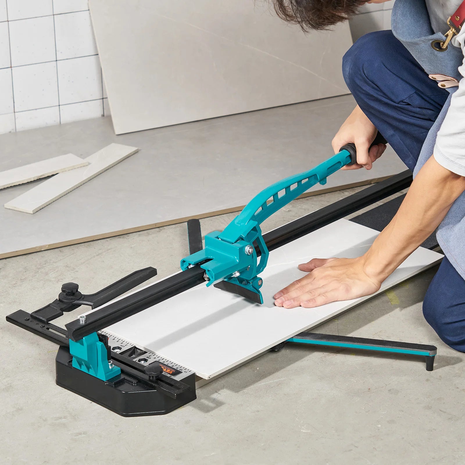 Manual Tile Cutter with Laser Positioning and Support Feet