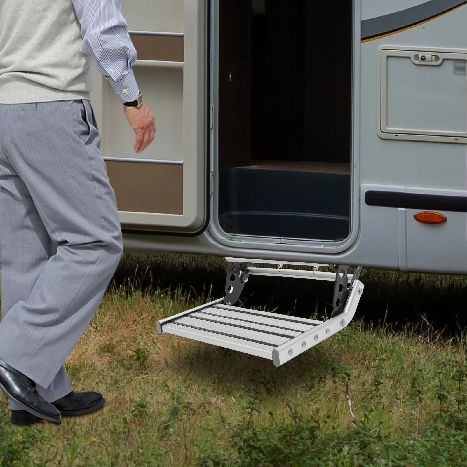 Folding RV Step Silver Aluminum Alloy 44cm RV Camper Step with 12V LED Light Manual RV Step 150kg Load Bearing Capacity