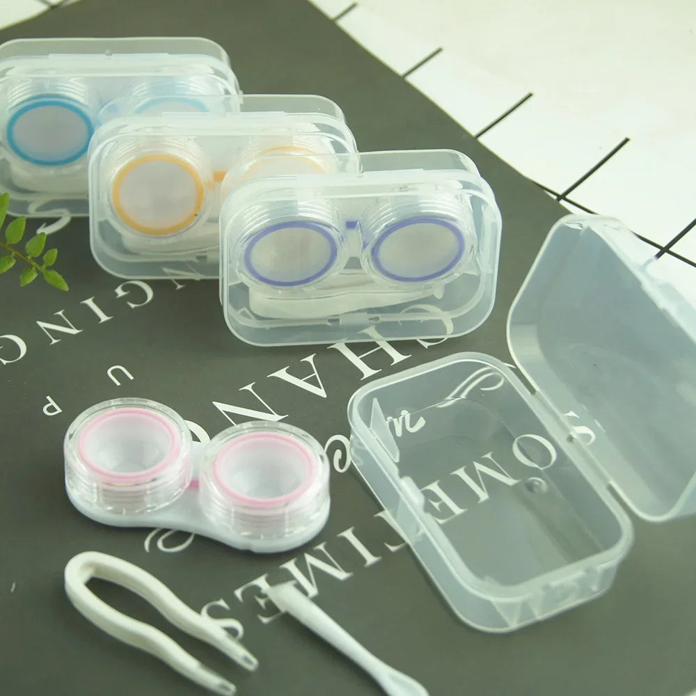 Estuche compacto para guardar y cuidar lentes de contacto