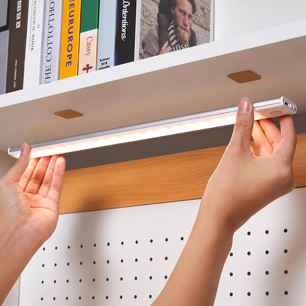 Three-Tone Rechargeable Motion-Sensor LED Bar, 10–50 cm