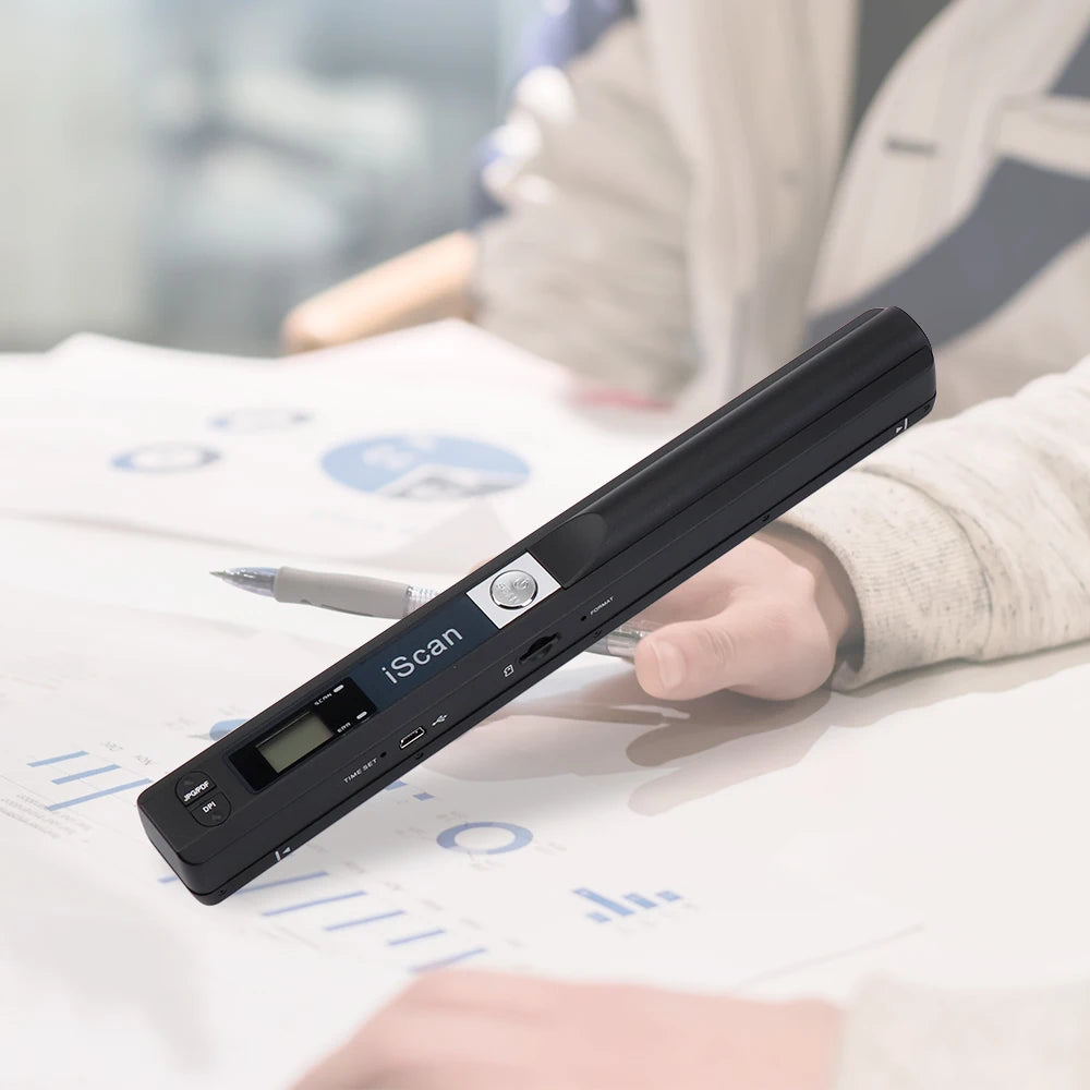 Scaner portabil A4 pentru documente cu stocare pe card de memorie