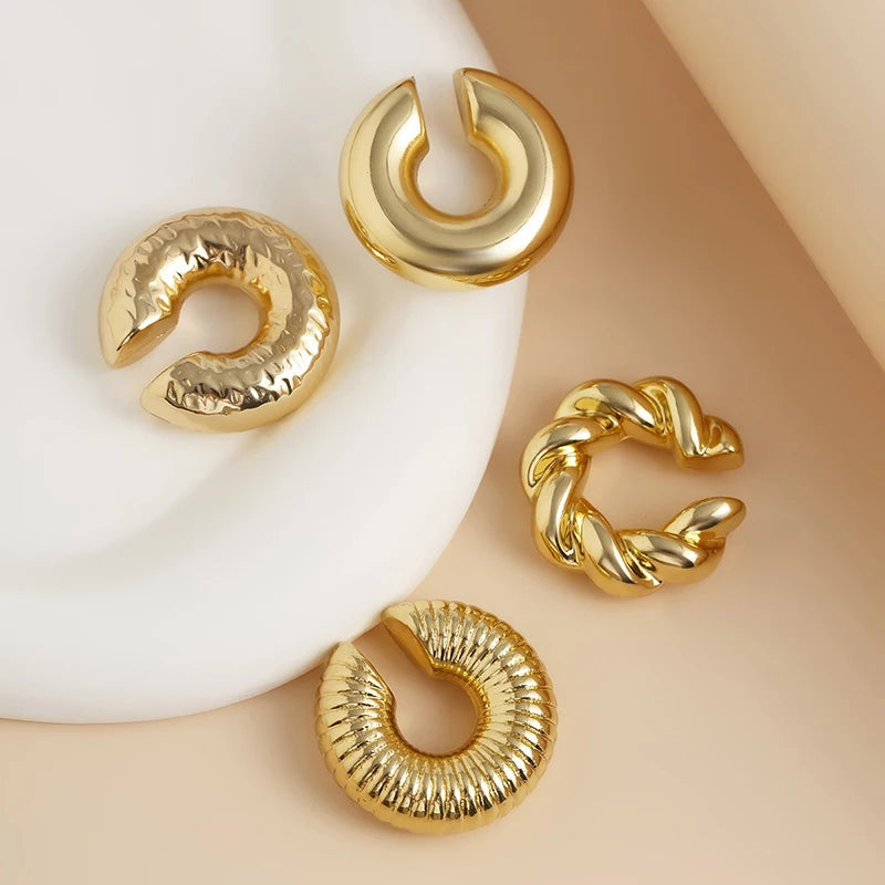 Fashion 4pcs C Shaped Acrylic Ear Clip for Women Simple Gold Silver Color No Pierced Round Earrings Punk Female Jewelry 