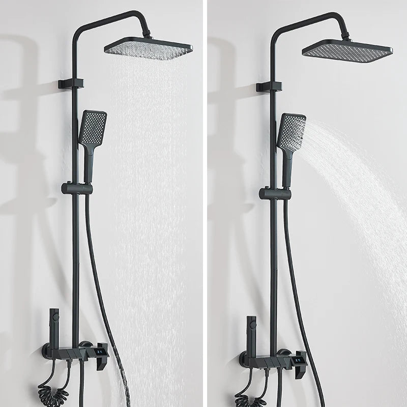 Digitalt display regnbrusersystem med bidet og badekarudløb