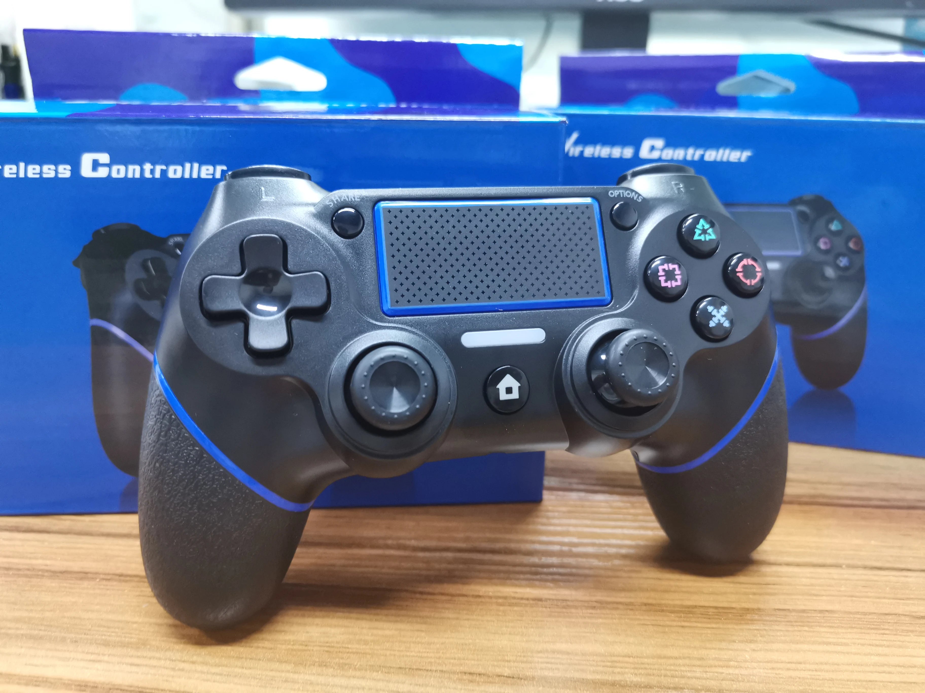 Bezdrôtový herný ovládač Bluetooth pre PS4 a PC