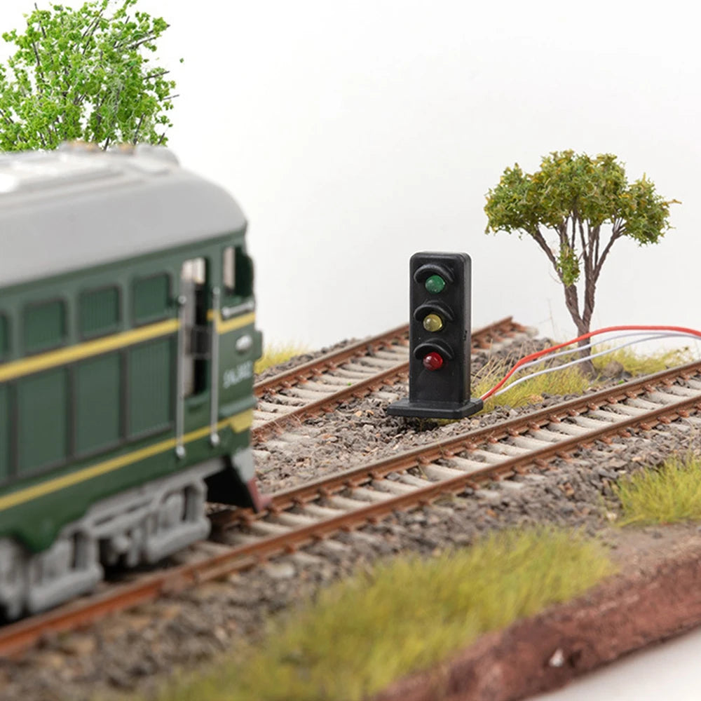 5-Piece HO 1:87 Model Railway LED Signal Set