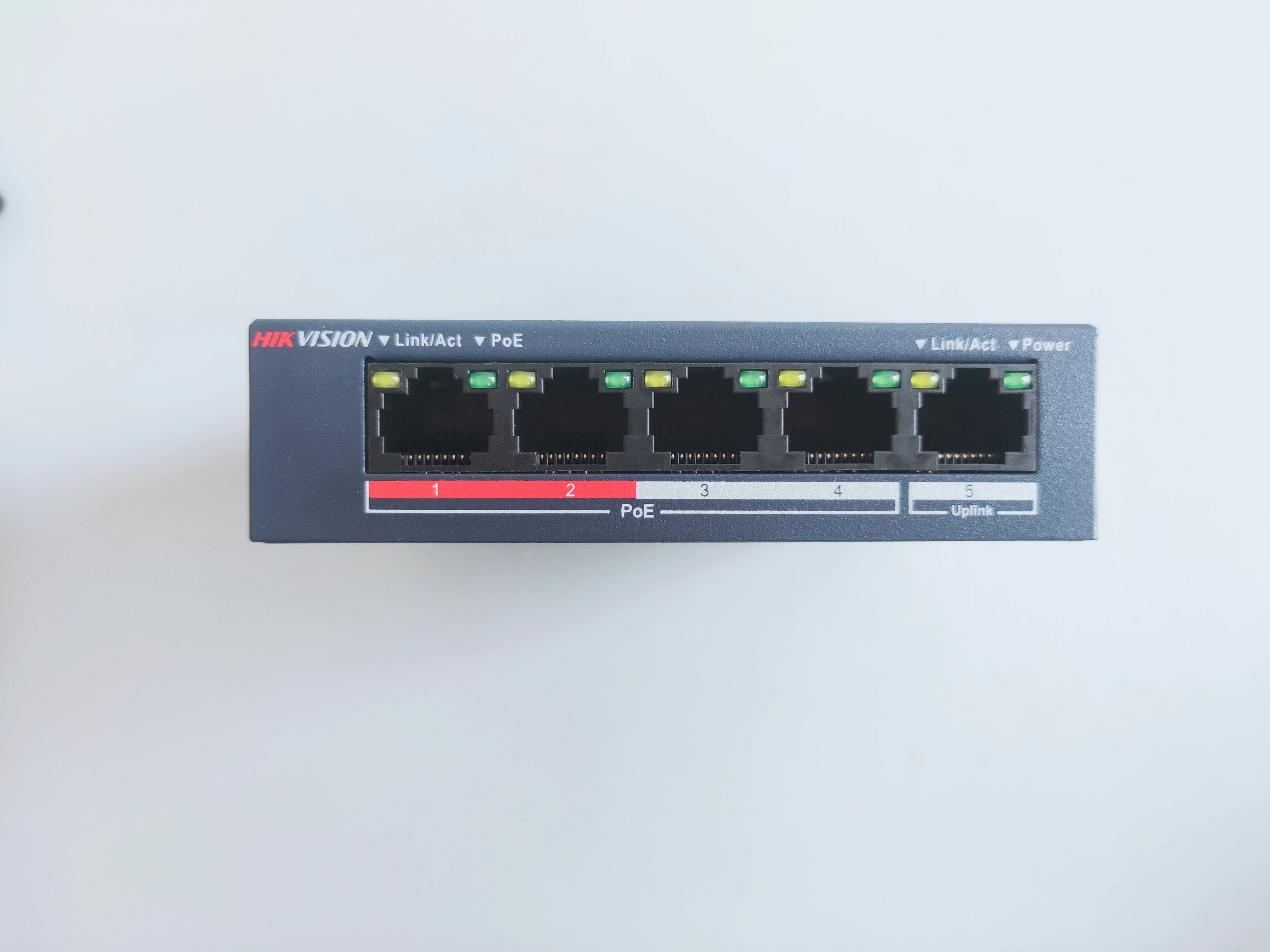 HIKVISION 4 Port Fast Ethernet Unmanaged POE Switch DS-3E0105P-E/M 