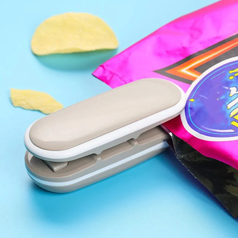 1 confezione di sigillatrice Mini clip di tenuta portatile Macchina per termosaldatura a pressione manuale Alimenti Snack di frutta Conservazione Piccoli utensili