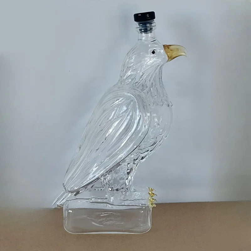 2-Piece Eagle-Shaped Wine Decanter Set – 11.8 oz Borosilicate Glass Whiskey or Wine Carafe, Artistic Avian Design for Tabletop Display, Home Bar Accent, or Gift Idea for Celebrations and Everyday Enjoyment