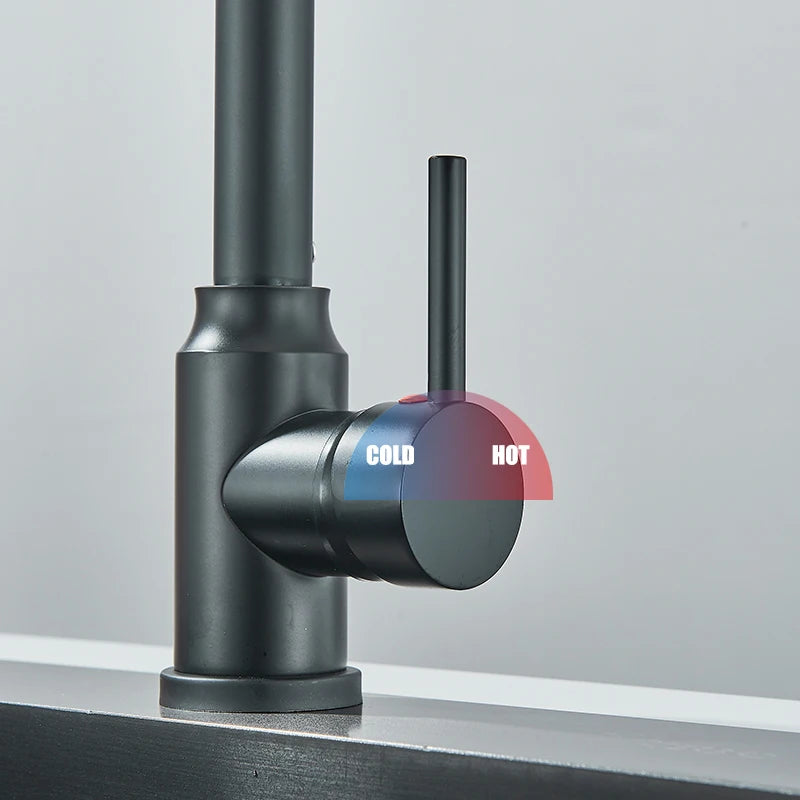 Ελατήριο βρύσης κουζίνας με τράβηγμα προς τα κάτω για ζεστό και κρύο νερό