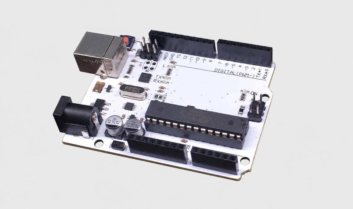 UNO R3 ATmega328P Development Board with USB Cable