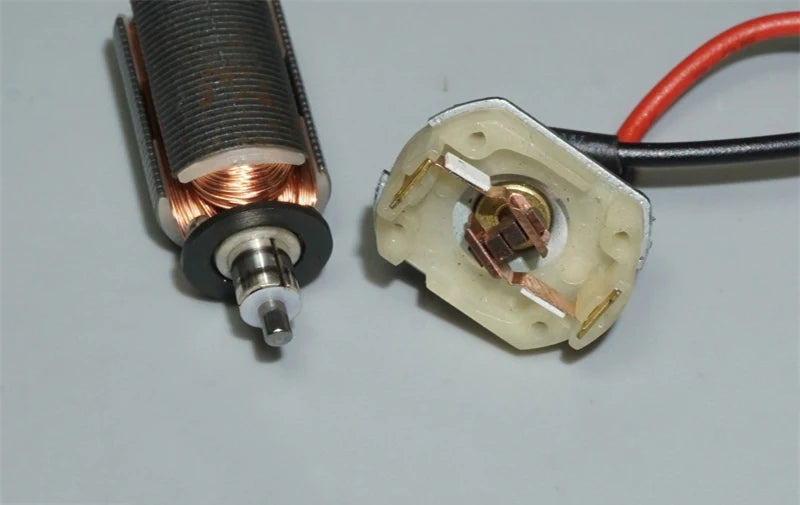 Moteur à engrenages planétaires CC de 16 mm, réduction de 150:1