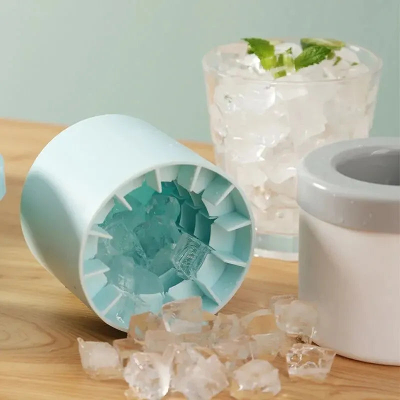 Zylindrische Eiswürfelform aus Silikon