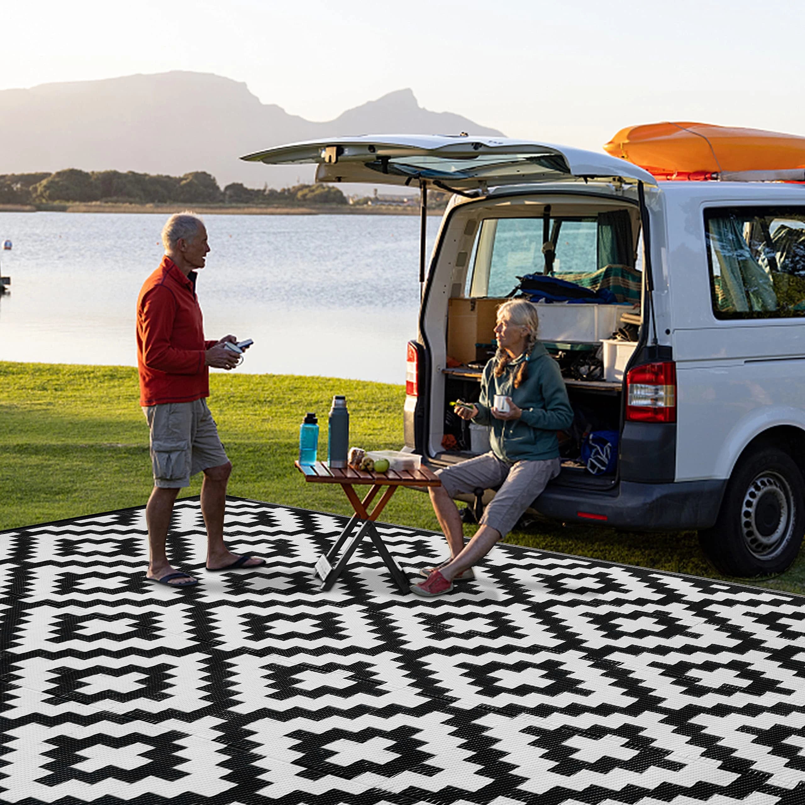 Large Reversible Waterproof Picnic Rug for Camping and Patio