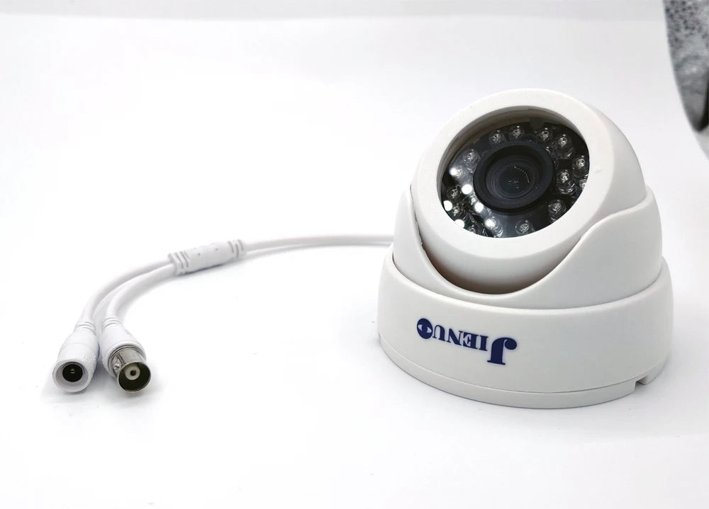 4K AHD kupola CCTV kamera éjjellátóval és 25 m-es IR hatótávolsággal
