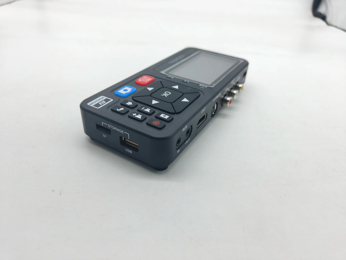 UNISHEEN UR230A Analog CVBS RCA SVideo Camera USB Tape VHS Capture Box MP3 Video Recorder VCR to Digital Converter