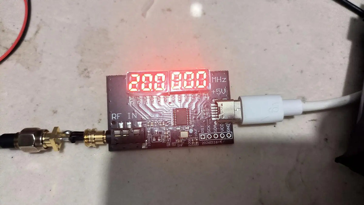 USB-C RF Frequency Counter with LED Display