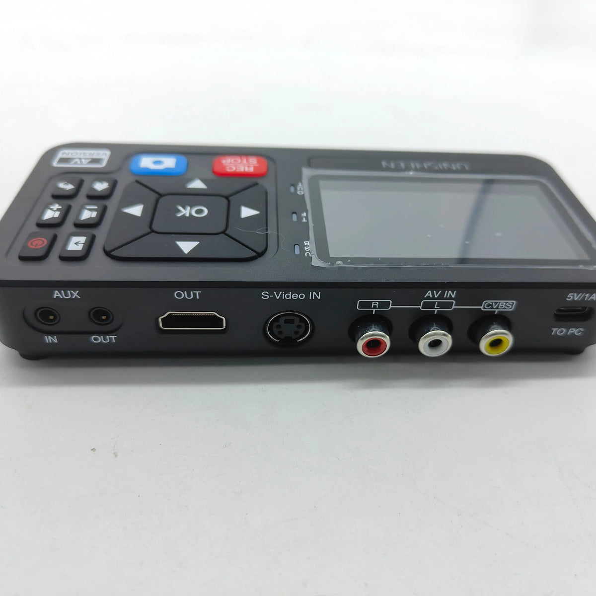 UNISHEEN UR230A Analog CVBS RCA SVideo Camera USB Tape VHS Capture Box MP3 Video Recorder VCR to Digital Converter