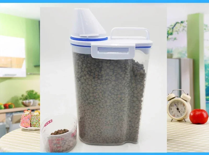 1.5kg/2kg Dog Cat Food Pail Plastic Storage Tank with Measuring Cup Container Moisture-proof Sealed Jar Pet Supplies Accessories 