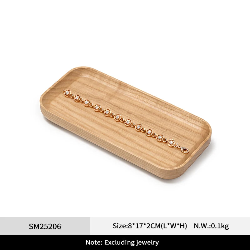 Дървени поставки за бижута в пет форми