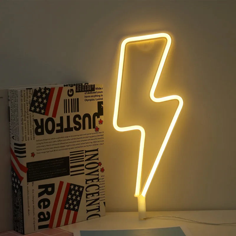 Neonska LED svjetiljka u obliku munje