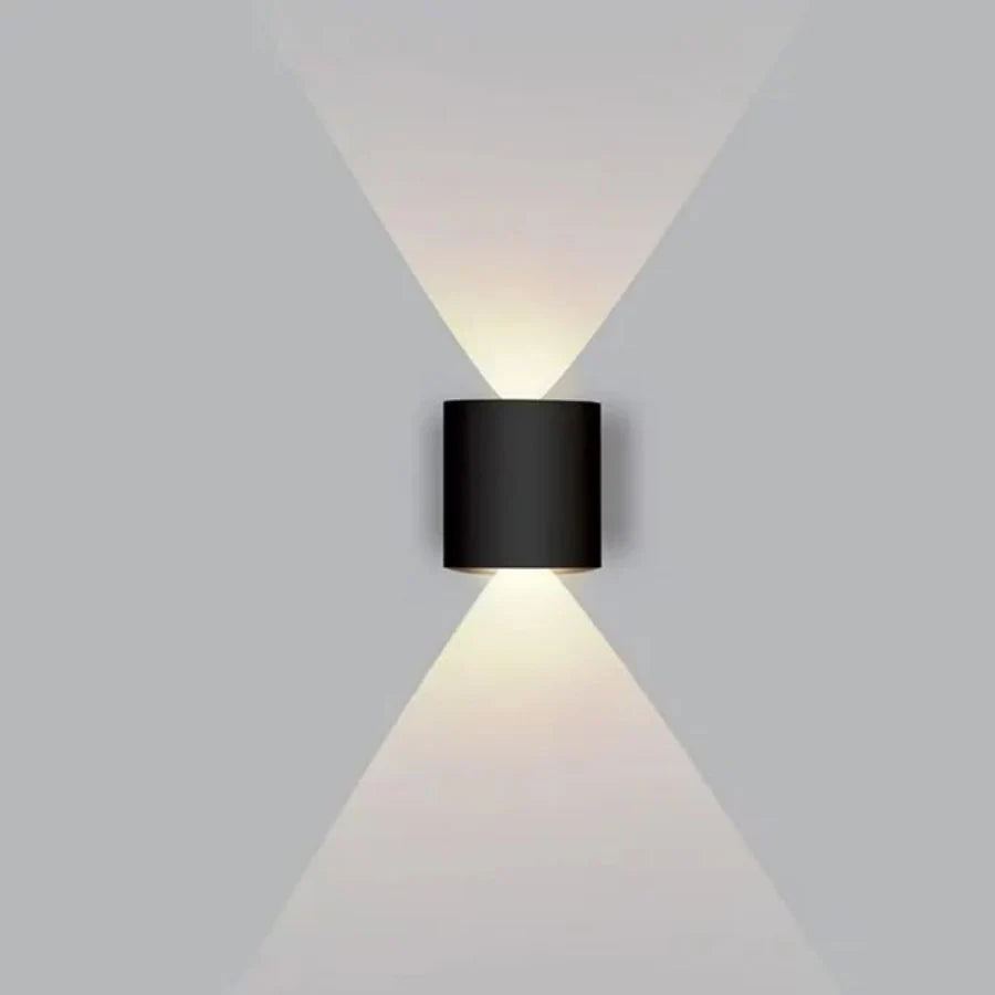 Przewodowa lampa ścienna LED świecąca w górę i w dół, 2 W lub 4 W
