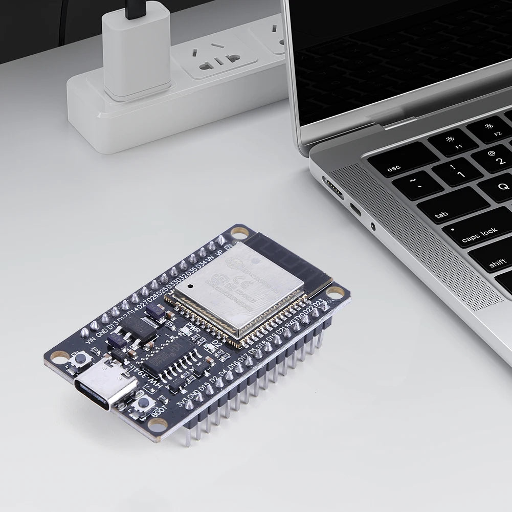 ESP32-WROOM-32S USB-C Entwicklungsboard