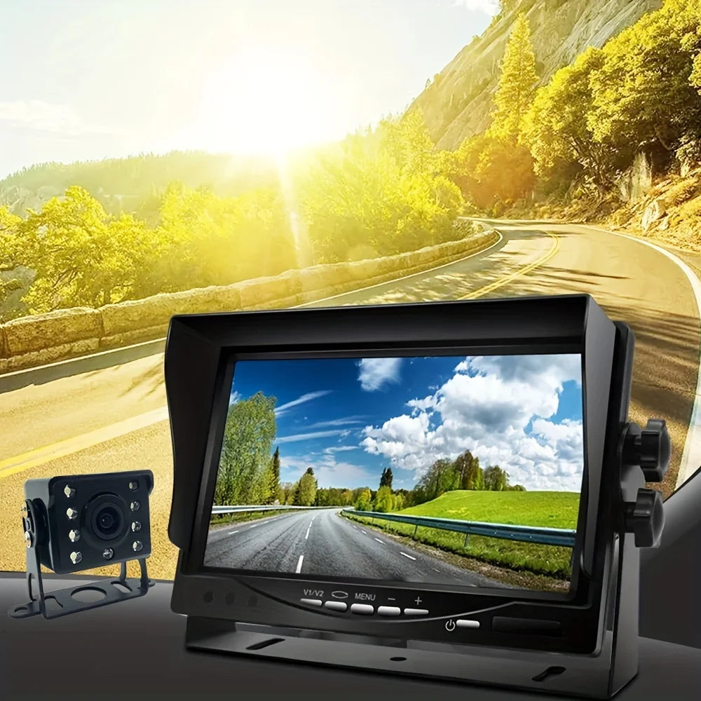 Universal Rearview Camera System for Trucks,  Night Vision Reversing Camera And a 7-Inch Monitor for Parking Assistance