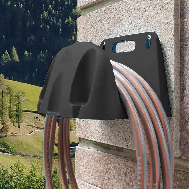 Gancio da parete per riporre il tubo da giardino