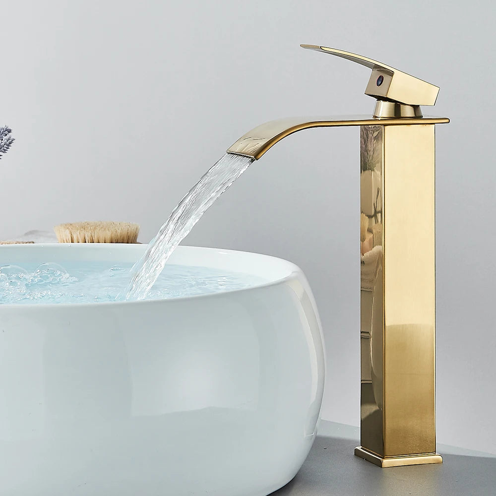 Matte Black Waterfall Basin Faucet – Single Handle Bathroom Mixer