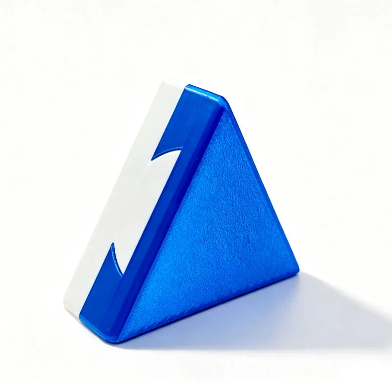 3D-Printed Impossible Triangle Puzzle