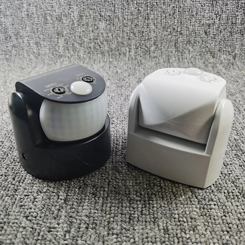 220-240 V PIR Lighting Switch with Adjustable Delay