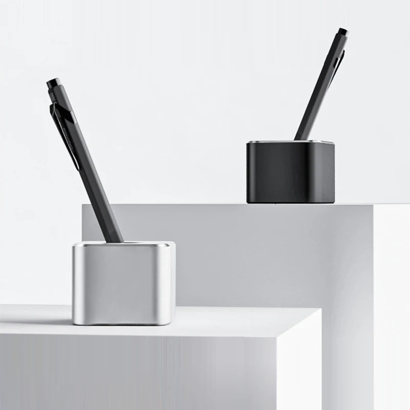 Portapenne in alluminio con base antiscivolo per temperamatite, rasoio e spazzolino da denti, organizer da bagno e da scrivania