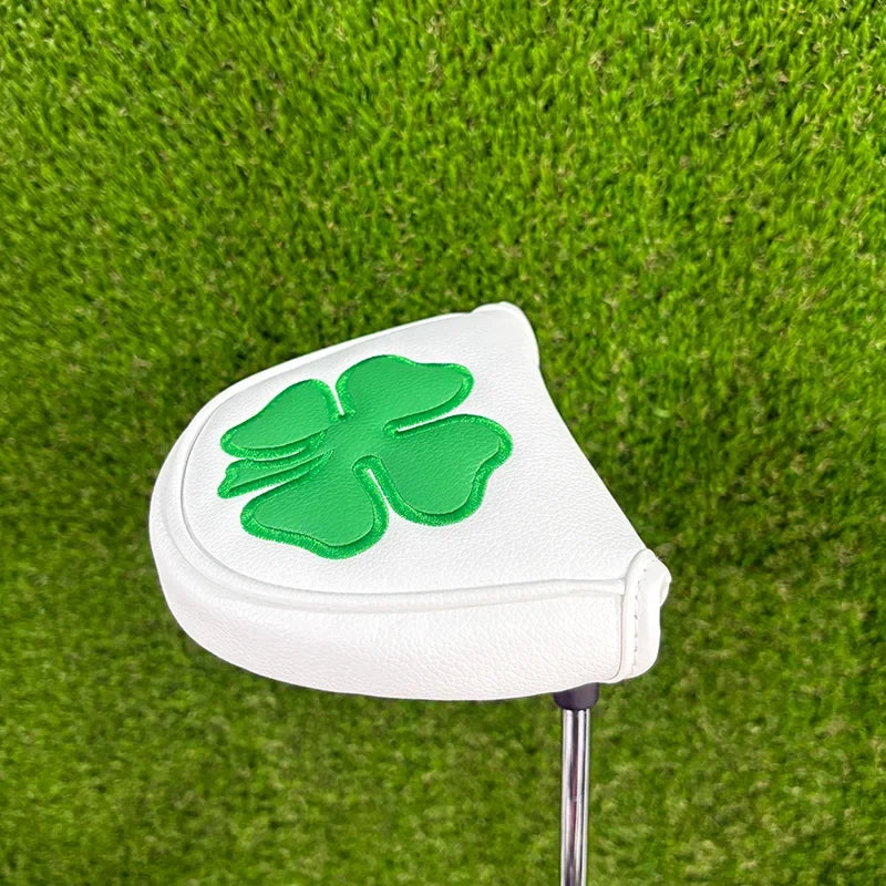Schlägerhaube für Golf-Putter mit Kleemuster