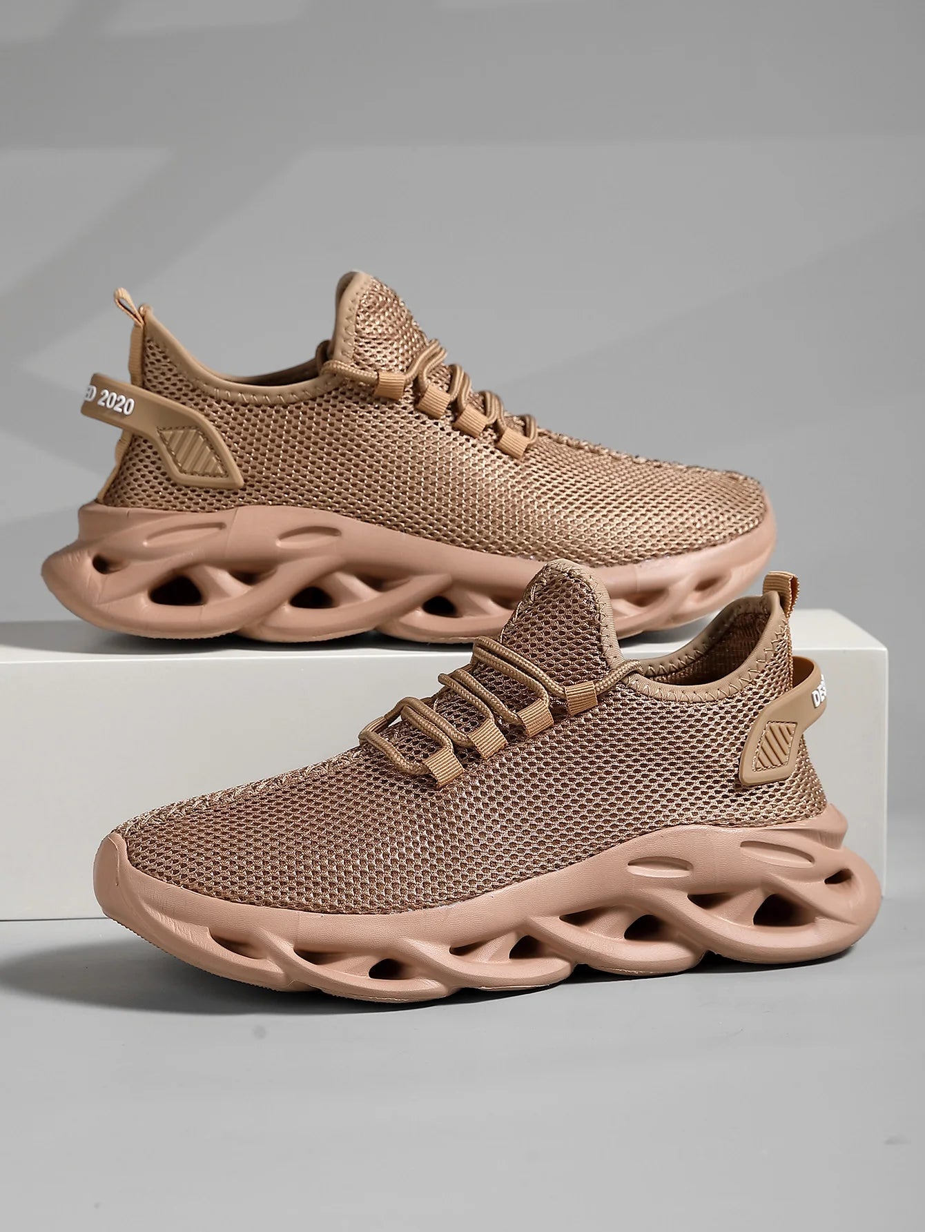 Men Sports Running Black Jogging Shoes Casual Sneakers Brown Outdoor Breathable Mesh Women Light Shock-absorption Black Tennis 