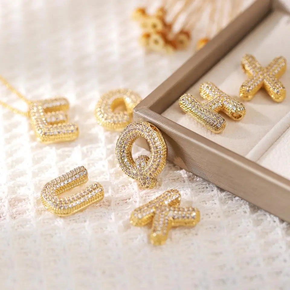 Classics Zircon Inlay Letter Pendant Necklace Fashion Gold Color For Women Couple Holiday Gift Party Everyday Jewelry 
