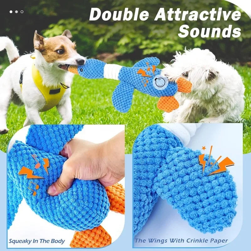 Brinquedo de peluche em forma de ganso para cães, com apito e som crocante