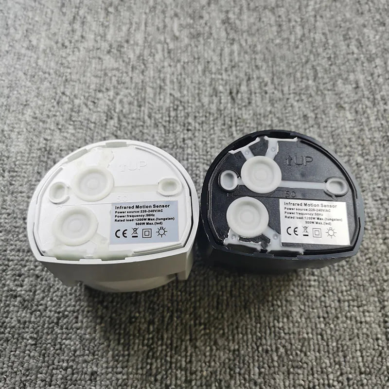 220-240 V PIR Lighting Switch with Adjustable Delay