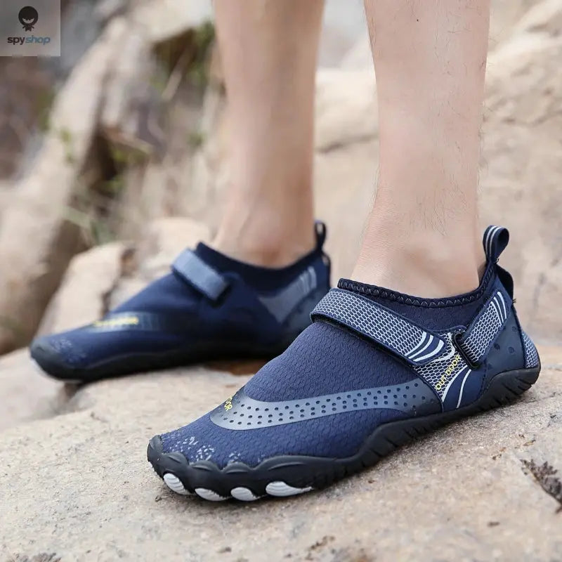 Wading Shoes Man Water Sneakers Swimming Beach Quick-Dry Wading Footwear Outdoor Upstream Shoes Breathable Barefoot Sandals 