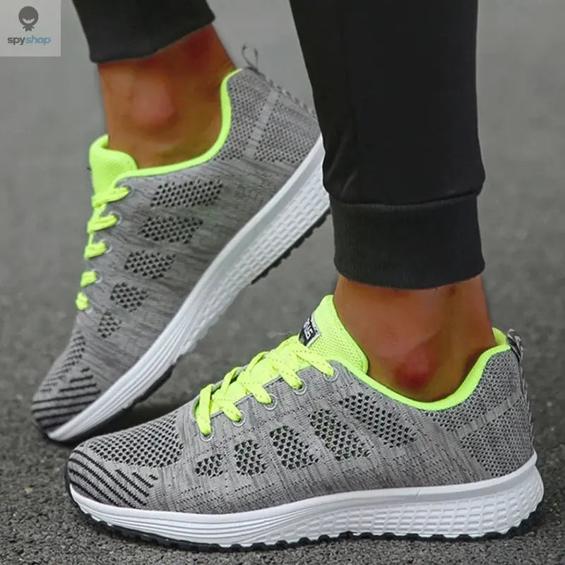 Women's Sneaker 2024 New Fashion Breathable Trainers Comfortable Sneakers Mesh Fabric Lace Up Women's Tennis Shoes For Women 