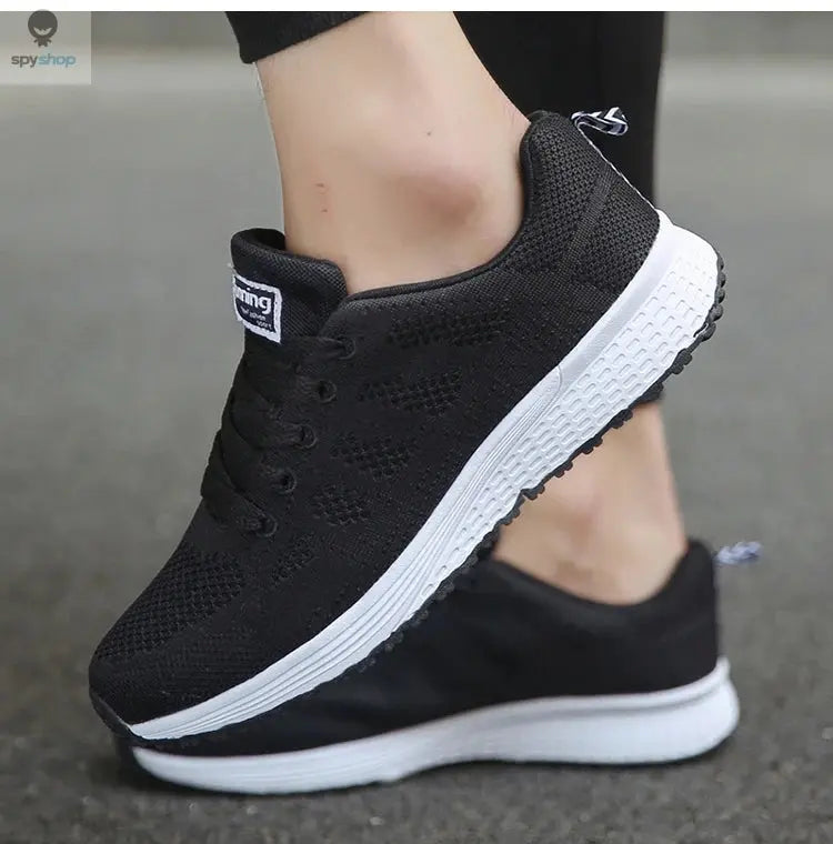 Women's Sneaker 2024 New Fashion Breathable Trainers Comfortable Sneakers Mesh Fabric Lace Up Women's Tennis Shoes For Women 