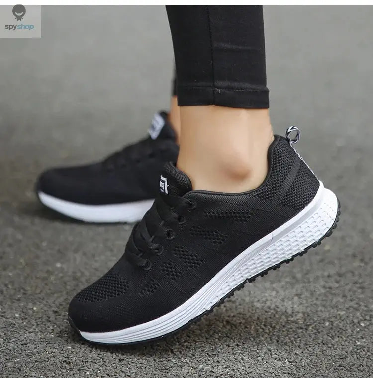 Women's Sneaker 2024 New Fashion Breathable Trainers Comfortable Sneakers Mesh Fabric Lace Up Women's Tennis Shoes For Women 