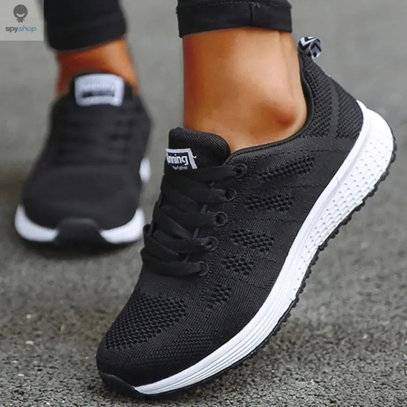 Women's Sneaker 2024 New Fashion Breathable Trainers Comfortable Sneakers Mesh Fabric Lace Up Women's Tennis Shoes For Women 