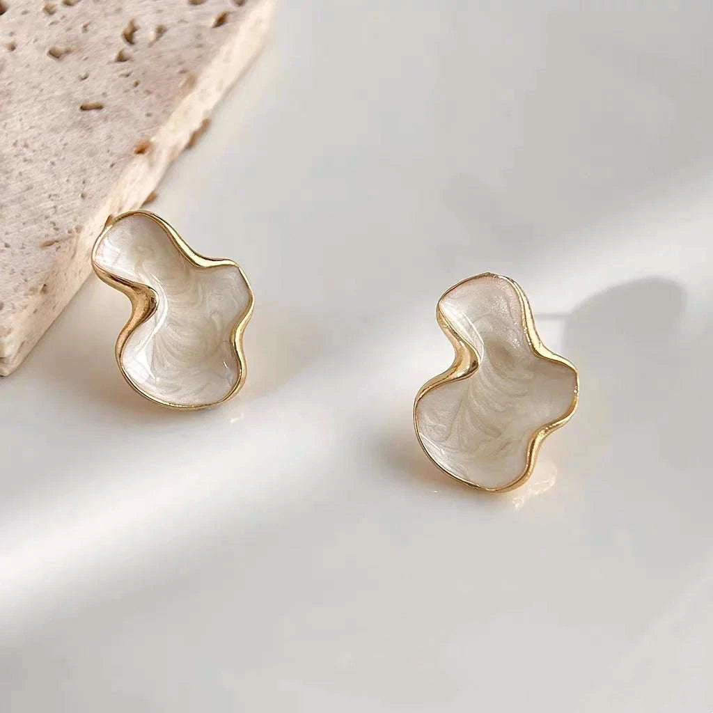 Alien Cloud Earrings – Abstract White Studs for Women-ES4044